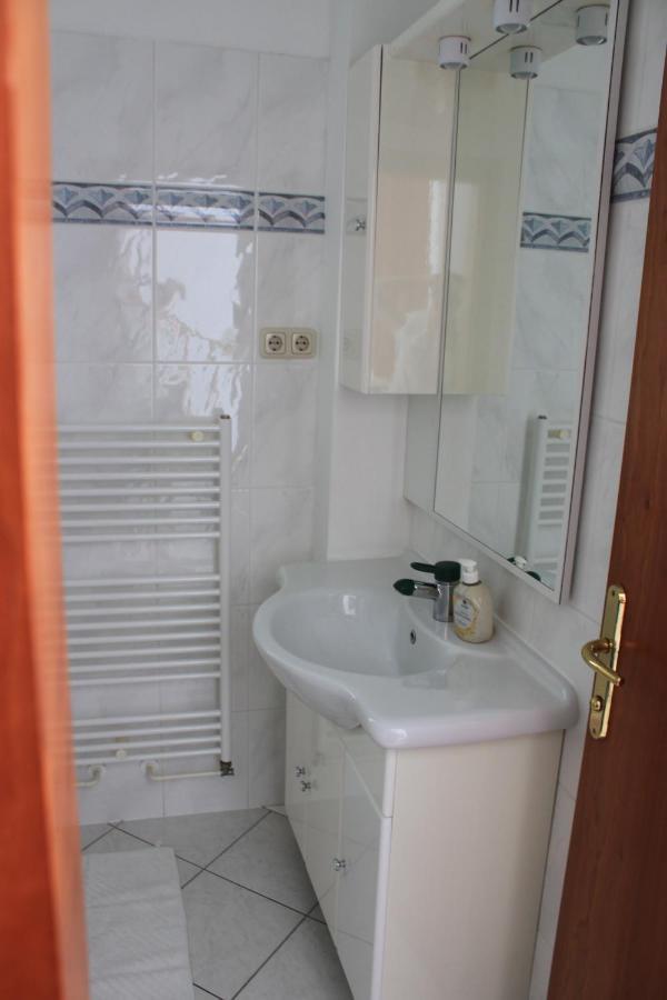 Apartament Pile 4 *